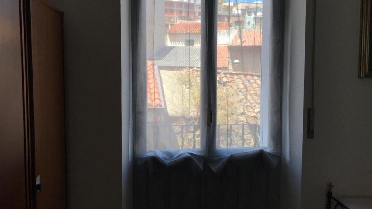Casa Vacanze Zarinu Orgosolo Luaran gambar