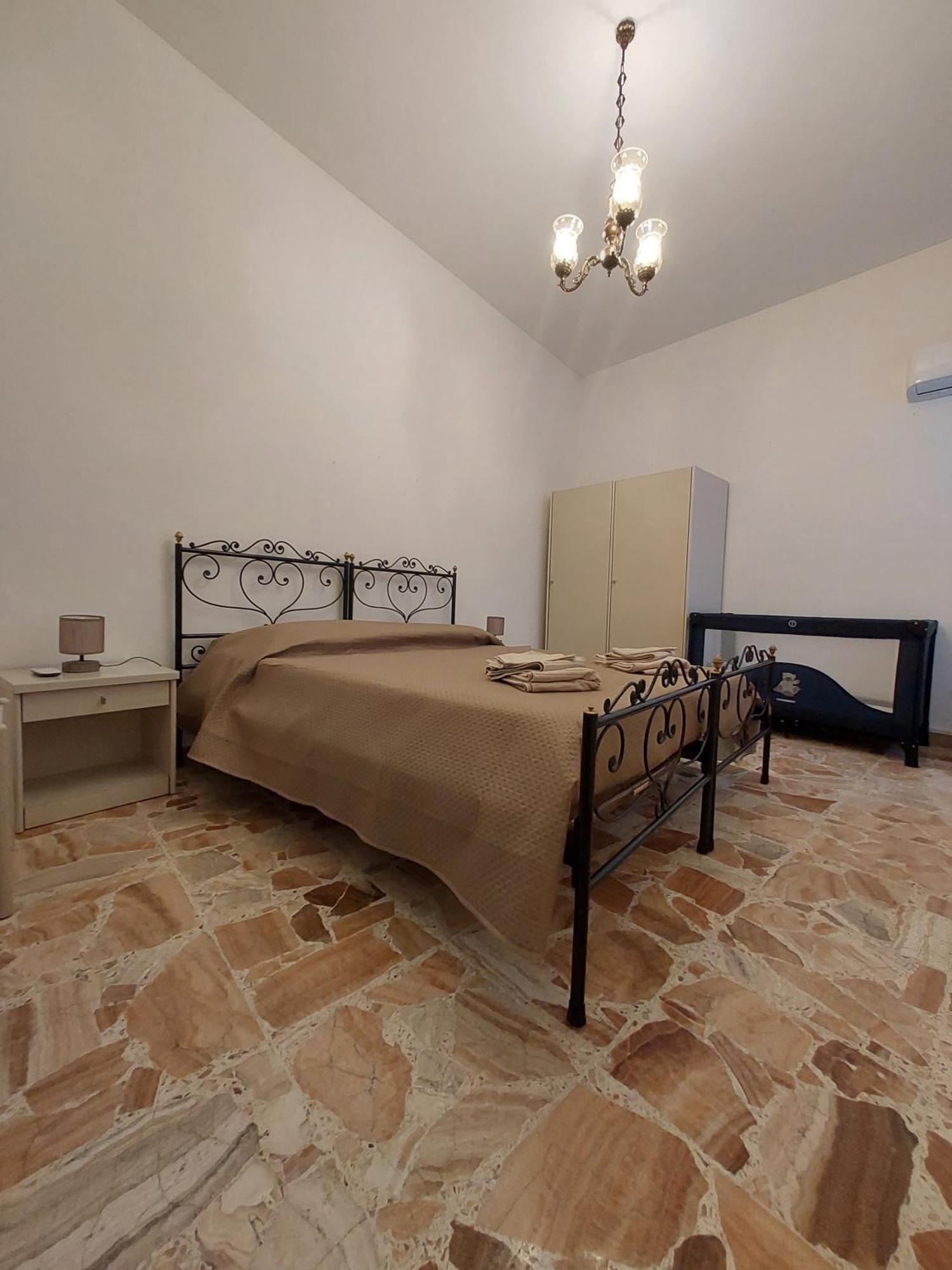 Casa Vacanze Zarinu Orgosolo Luaran gambar