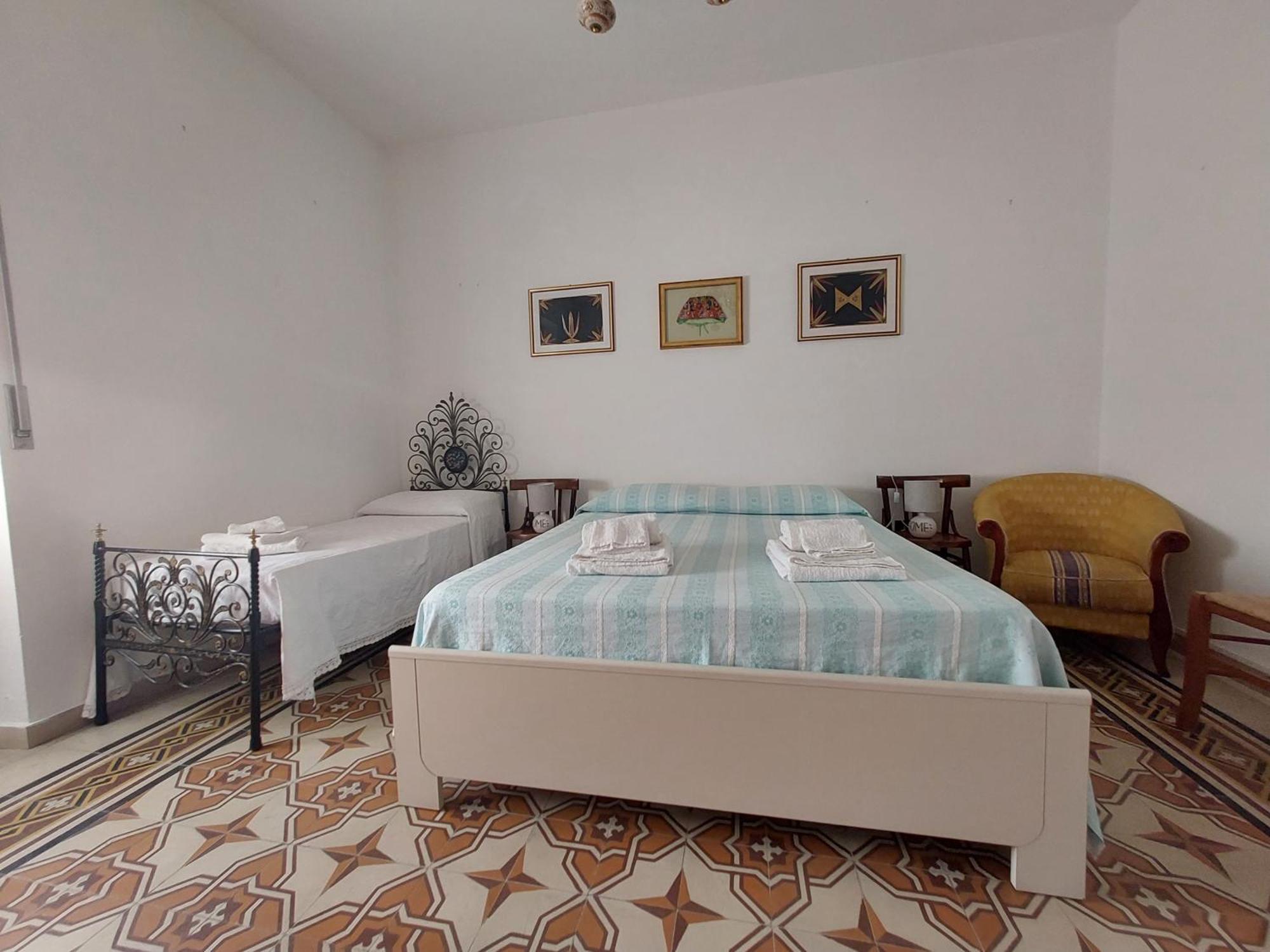 Casa Vacanze Zarinu Orgosolo Luaran gambar